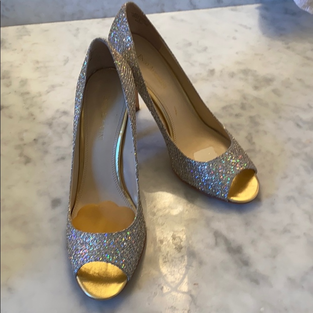 Ladies dress shoes